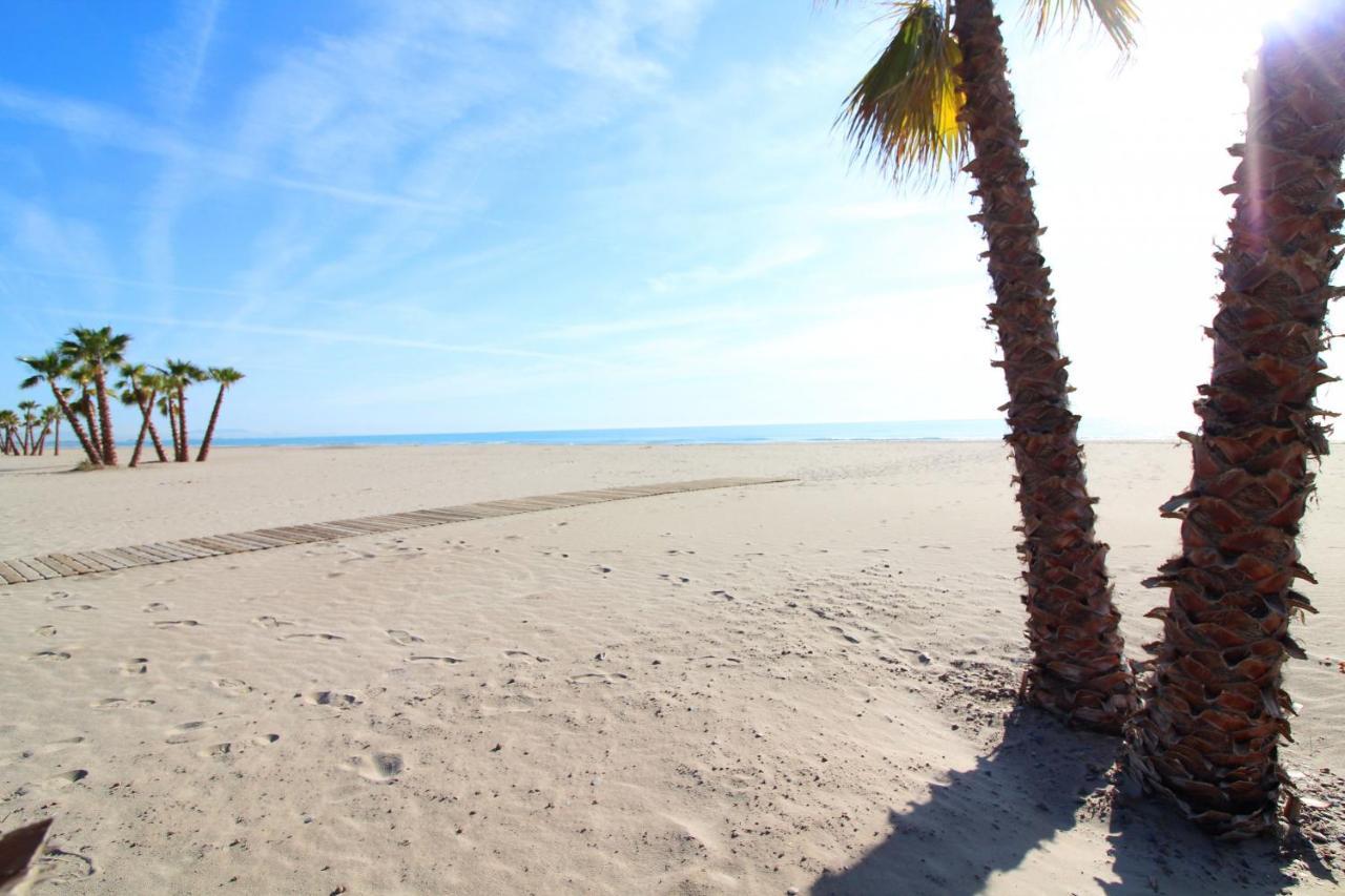 Global Properties, Apartamento Con Piscina Y Terraza En Canet Playa كانيت ذي بيرينغير المظهر الخارجي الصورة