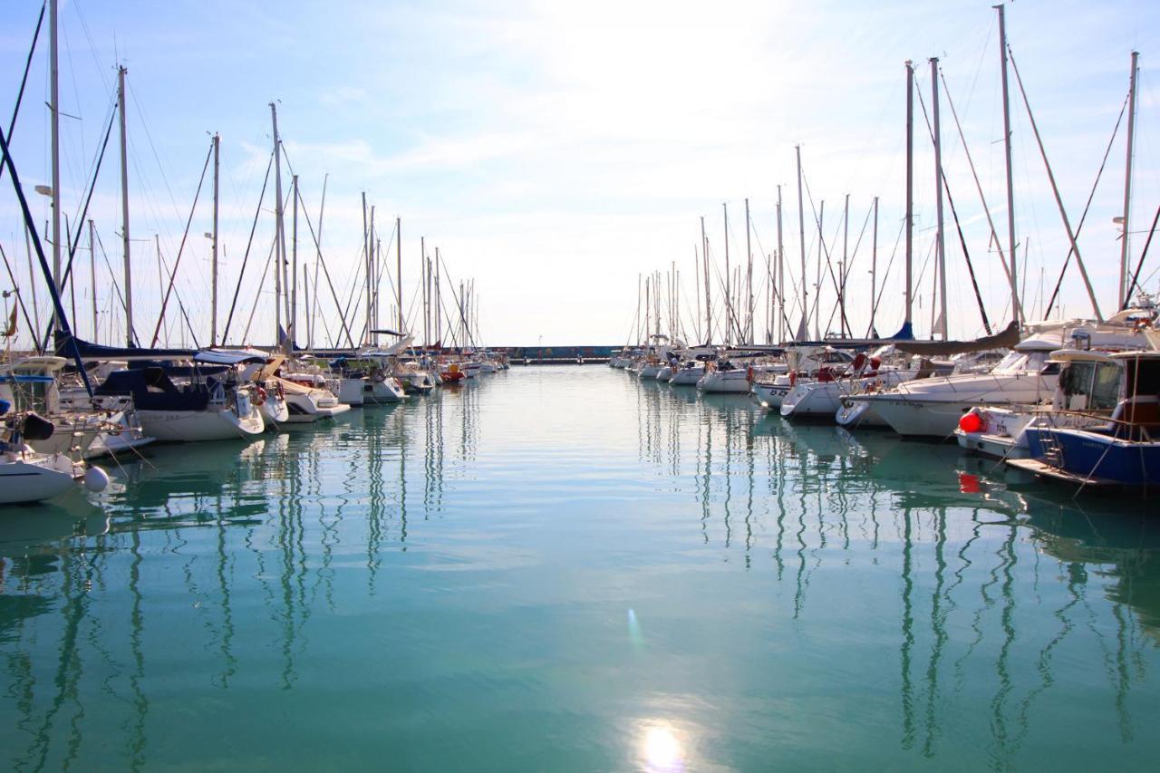 Global Properties, Apartamento Con Piscina Y Terraza En Canet Playa كانيت ذي بيرينغير المظهر الخارجي الصورة